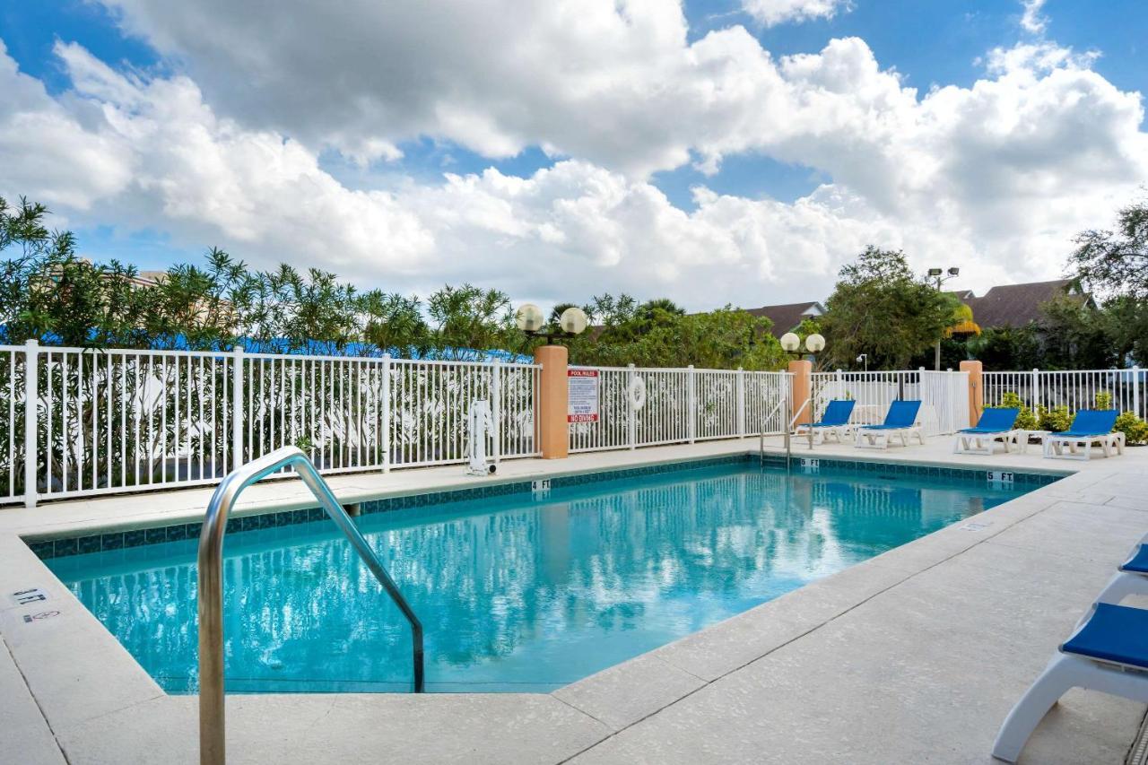 Comfort Inn Kissimmee-Lake Buena Vista South Экстерьер фото